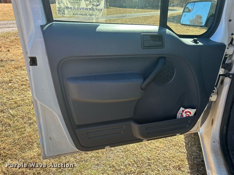 image for item DJ6482 2013 Ford Transit Connect  van