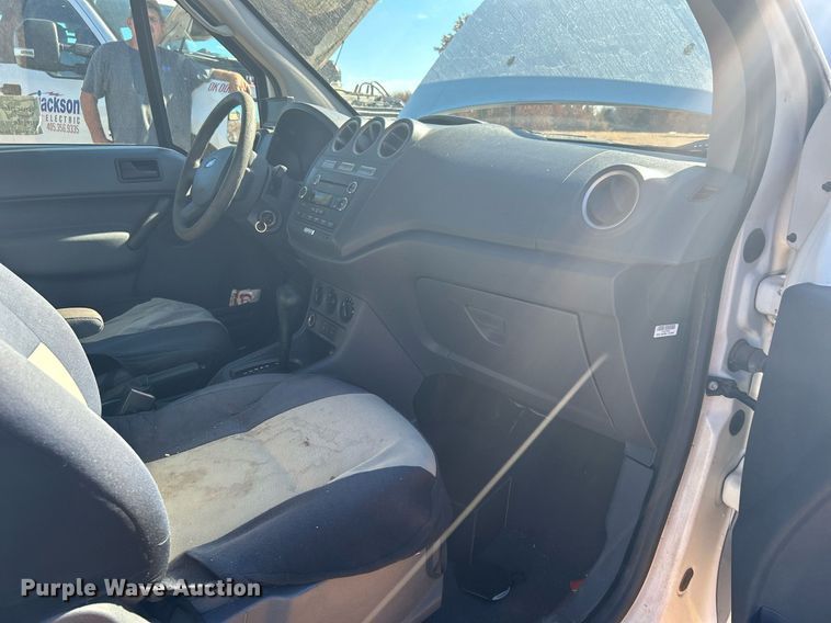 image for item DJ6482 2013 Ford Transit Connect  van