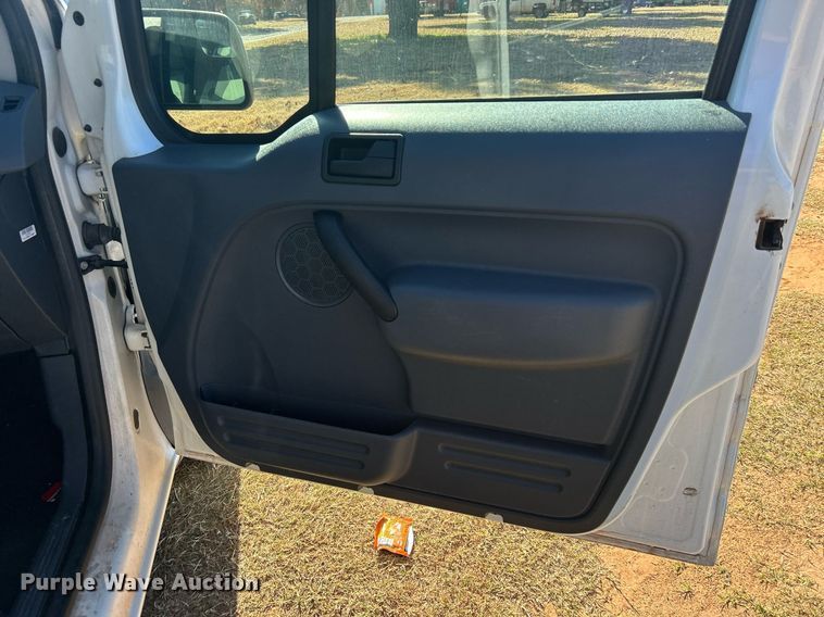 image for item DJ6482 2013 Ford Transit Connect  van