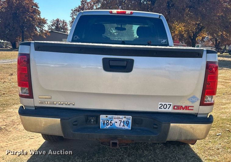 image for item DJ6483 2012 GMC Sierra 1500  Ext. Cab pickup truck