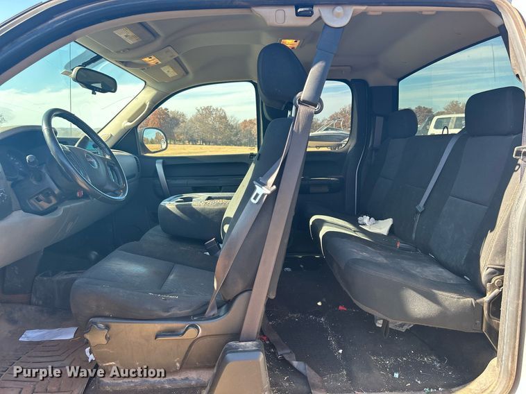 image for item DJ6483 2012 GMC Sierra 1500  Ext. Cab pickup truck