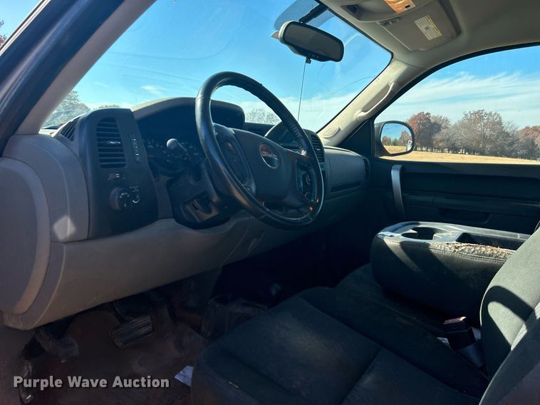 image for item DJ6483 2012 GMC Sierra 1500  Ext. Cab pickup truck