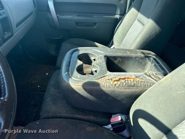 image for item DJ6483 2012 GMC Sierra 1500  Ext. Cab pickup truck