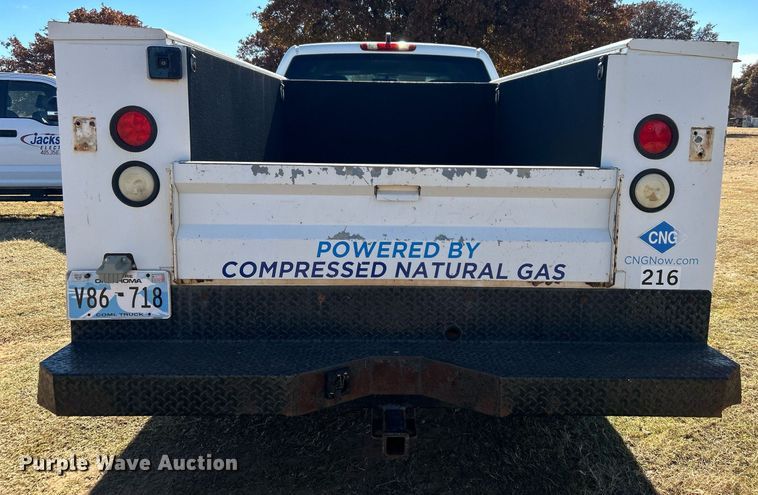 image for item DJ6484 2010 Chevrolet Silverado 2500HD  Ext. Cab utility bed pickup truck