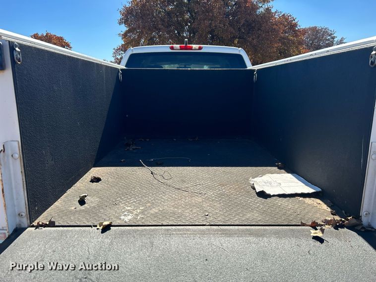 image for item DJ6484 2010 Chevrolet Silverado 2500HD  Ext. Cab utility bed pickup truck