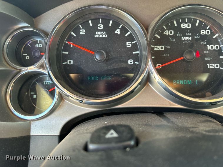 image for item DJ6484 2010 Chevrolet Silverado 2500HD  Ext. Cab utility bed pickup truck