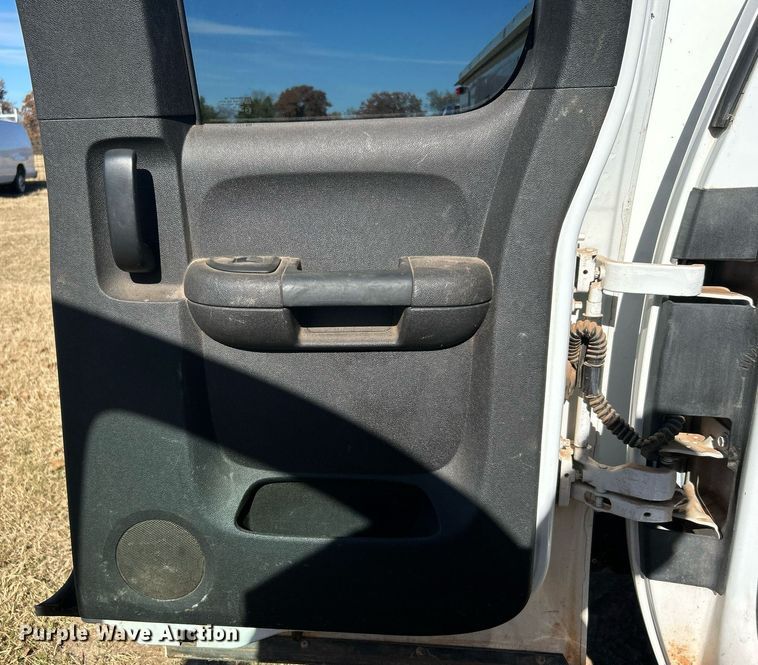 image for item DJ6484 2010 Chevrolet Silverado 2500HD  Ext. Cab utility bed pickup truck