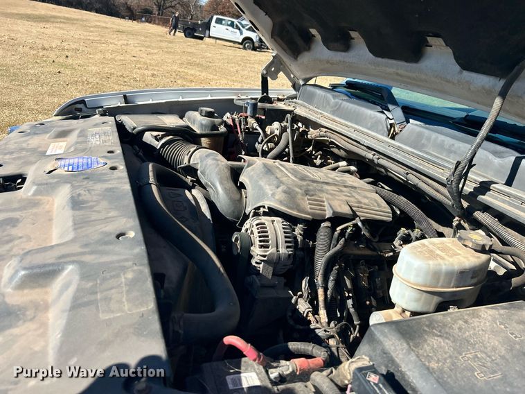 image for item DJ6484 2010 Chevrolet Silverado 2500HD  Ext. Cab utility bed pickup truck