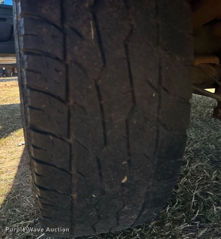 image for item DJ6484 2010 Chevrolet Silverado 2500HD  Ext. Cab utility bed pickup truck