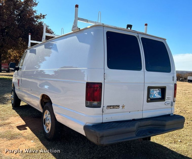 image for item DJ6485 2005 Ford E250  van