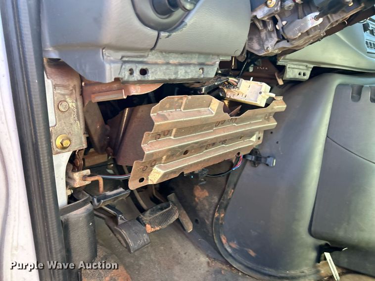 image for item DJ6485 2005 Ford E250  van