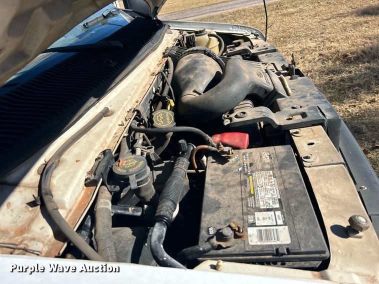 image for item DJ6485 2005 Ford E250  van