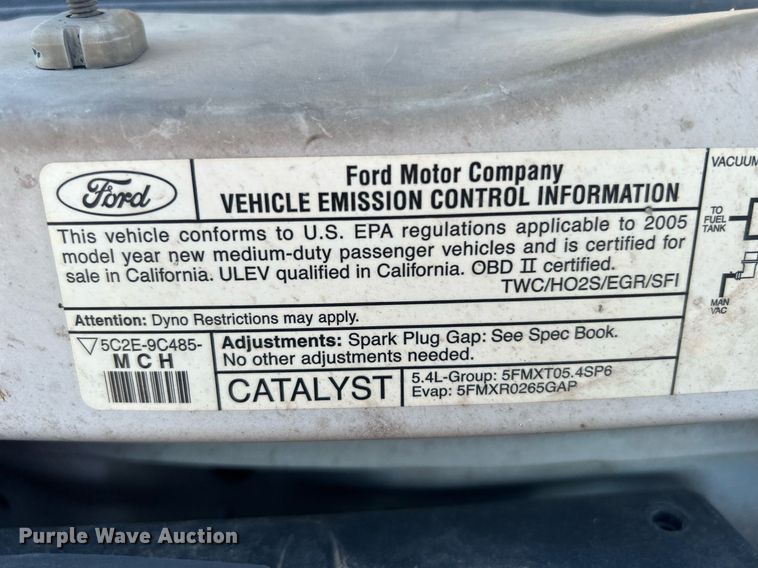 image for item DJ6485 2005 Ford E250  van