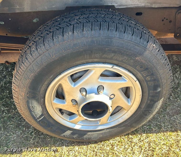 image for item DJ6485 2005 Ford E250  van