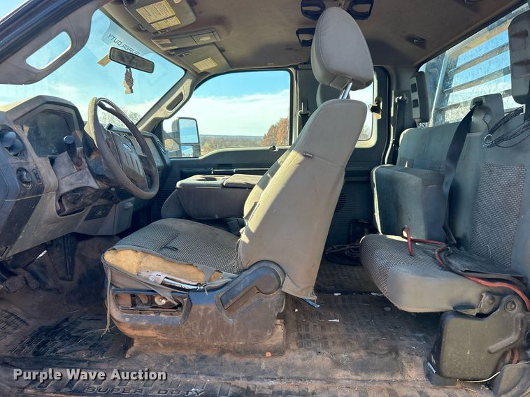 image for item DJ6486 2012 Ford F350 Super Duty XL  SuperCab bale bed pickup truck