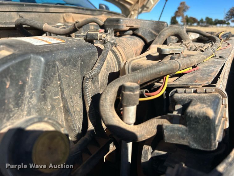 image for item DJ6486 2012 Ford F350 Super Duty XL  SuperCab bale bed pickup truck