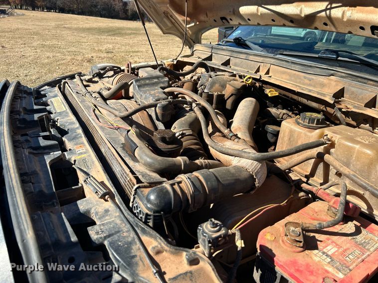 image for item DJ6486 2012 Ford F350 Super Duty XL  SuperCab bale bed pickup truck