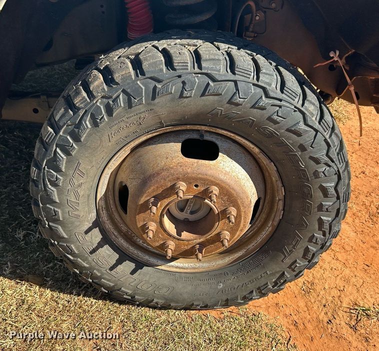 image for item DJ6486 2012 Ford F350 Super Duty XL  SuperCab bale bed pickup truck