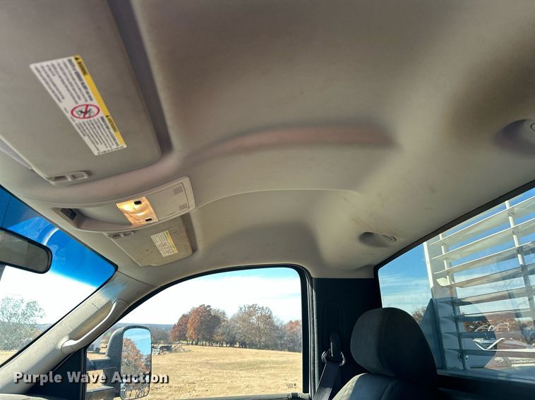 image for item DJ6487 2011 Chevrolet Silverado 2500HD  utility bed pickup truck