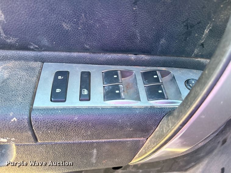 image for item DJ6488 2011 Chevrolet Silverado 2500HD  Ext. Cab utility bed pickup truck