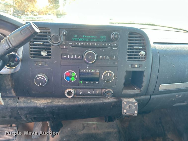 image for item DJ6488 2011 Chevrolet Silverado 2500HD  Ext. Cab utility bed pickup truck