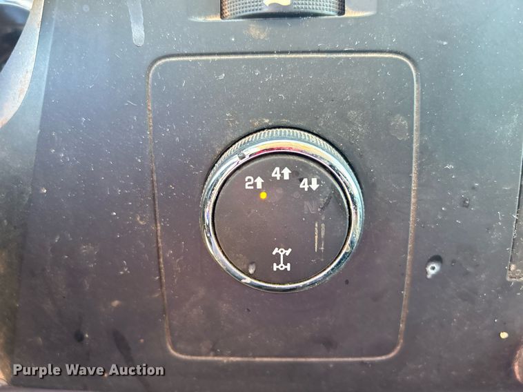 image for item DJ6488 2011 Chevrolet Silverado 2500HD  Ext. Cab utility bed pickup truck