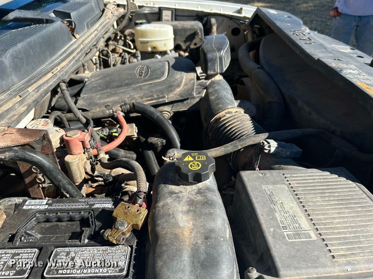 image for item DJ6488 2011 Chevrolet Silverado 2500HD  Ext. Cab utility bed pickup truck