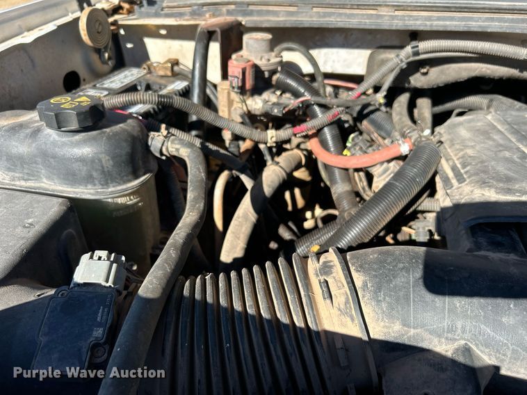 image for item DJ6488 2011 Chevrolet Silverado 2500HD  Ext. Cab utility bed pickup truck