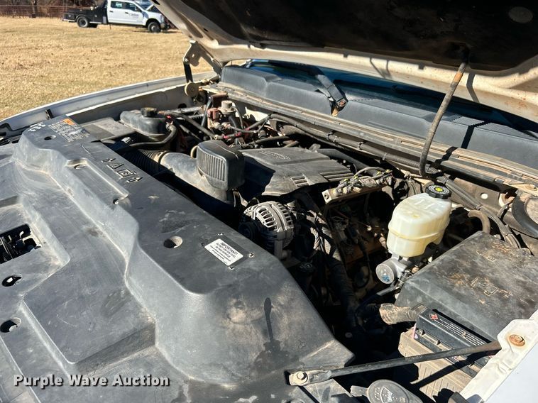 image for item DJ6488 2011 Chevrolet Silverado 2500HD  Ext. Cab utility bed pickup truck