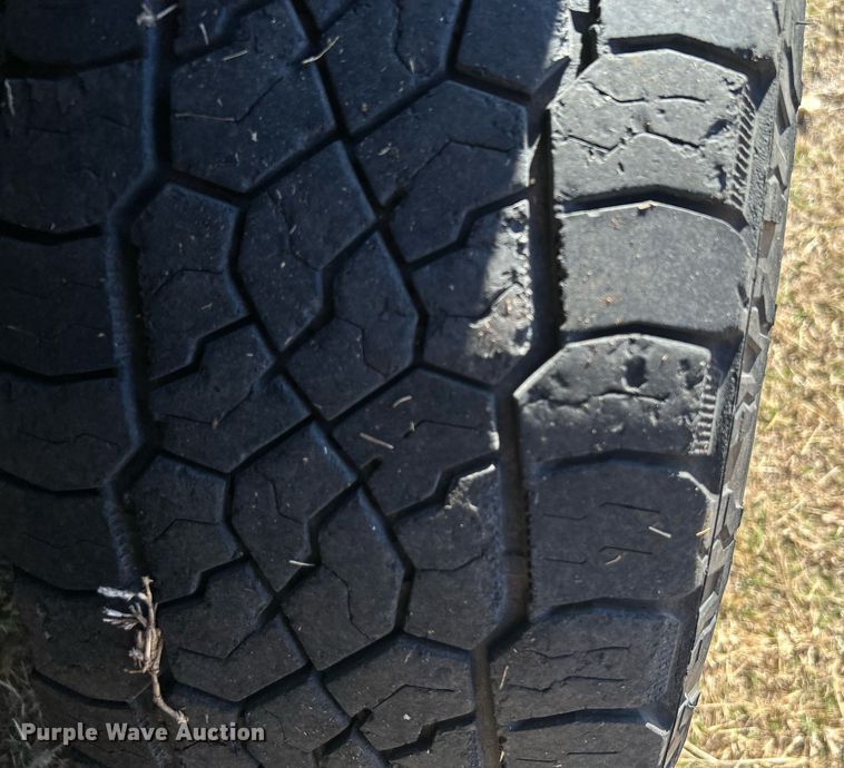 image for item DJ6488 2011 Chevrolet Silverado 2500HD  Ext. Cab utility bed pickup truck