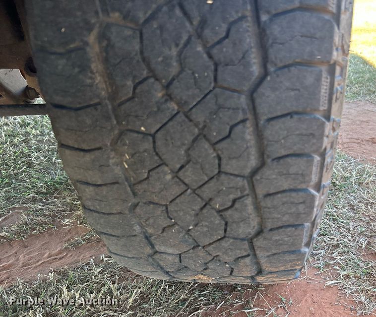 image for item DJ6488 2011 Chevrolet Silverado 2500HD  Ext. Cab utility bed pickup truck