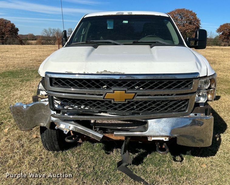 image for item DJ6489 2012 Chevrolet Silverado 2500HD  Ext. Cab utility bed pickup truck