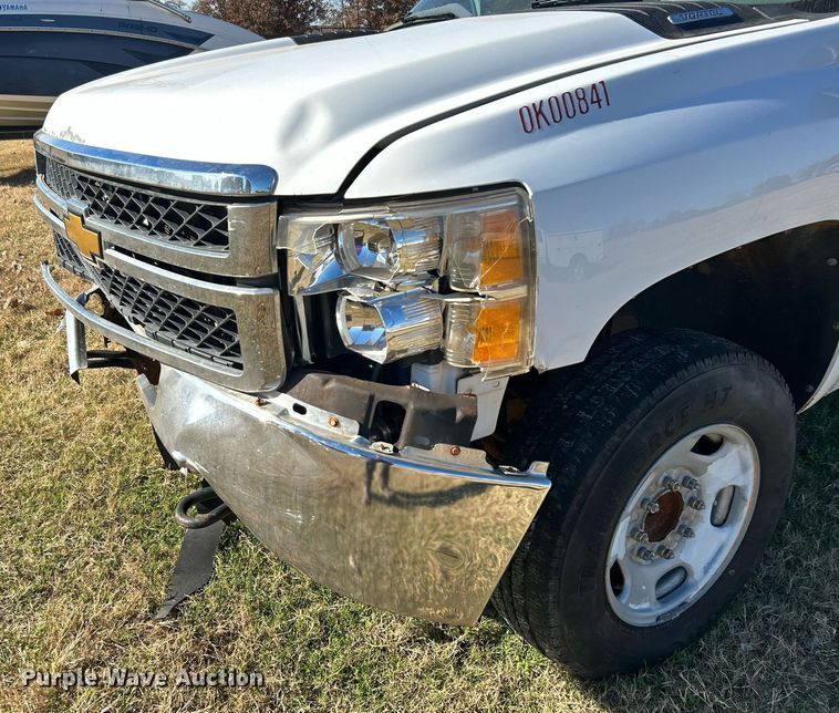 image for item DJ6489 2012 Chevrolet Silverado 2500HD  Ext. Cab utility bed pickup truck