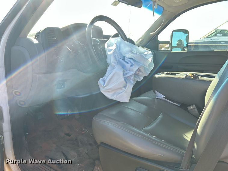 image for item DJ6489 2012 Chevrolet Silverado 2500HD  Ext. Cab utility bed pickup truck