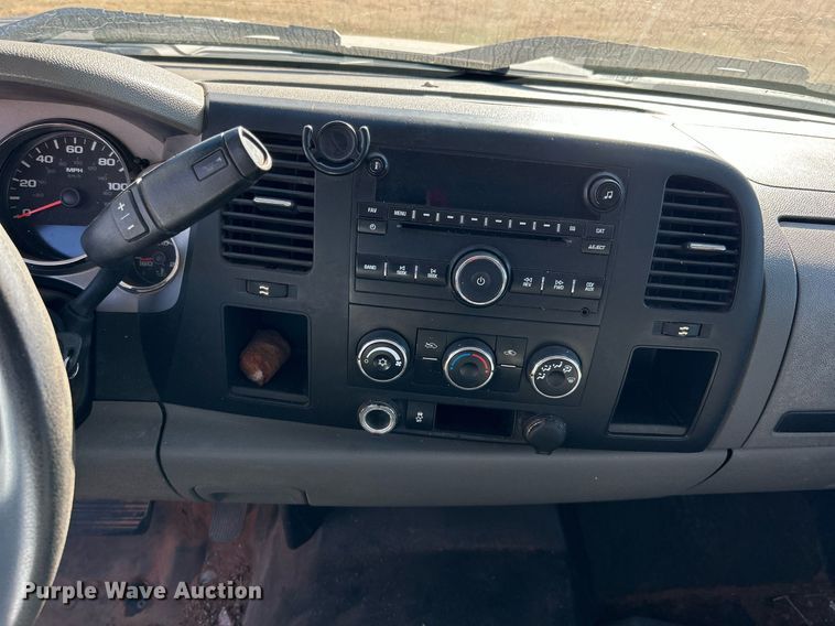 image for item DJ6489 2012 Chevrolet Silverado 2500HD  Ext. Cab utility bed pickup truck