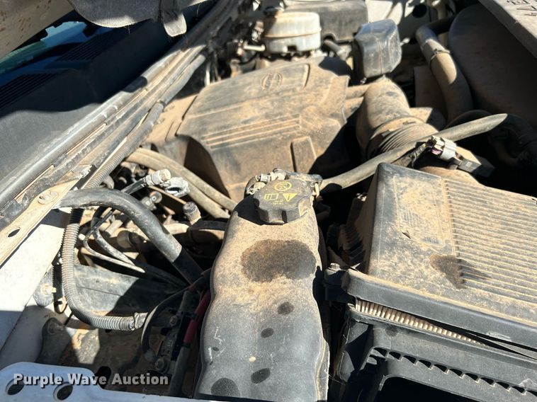 image for item DJ6489 2012 Chevrolet Silverado 2500HD  Ext. Cab utility bed pickup truck