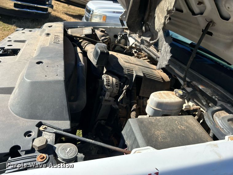 image for item DJ6489 2012 Chevrolet Silverado 2500HD  Ext. Cab utility bed pickup truck