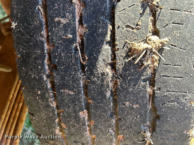 image for item DJ6489 2012 Chevrolet Silverado 2500HD  Ext. Cab utility bed pickup truck