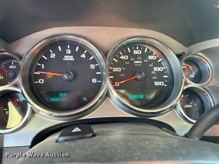 image for item DJ6490 2011 Chevrolet Silverado 2500HD  Ext. Cab utility bed pickup truck