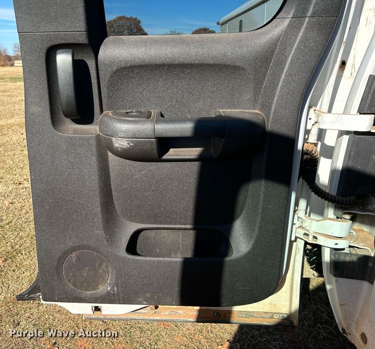 image for item DJ6490 2011 Chevrolet Silverado 2500HD  Ext. Cab utility bed pickup truck