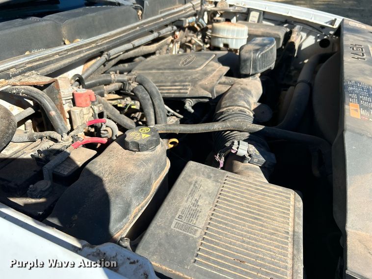 image for item DJ6490 2011 Chevrolet Silverado 2500HD  Ext. Cab utility bed pickup truck