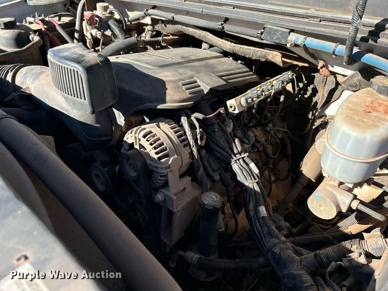 image for item DJ6490 2011 Chevrolet Silverado 2500HD  Ext. Cab utility bed pickup truck