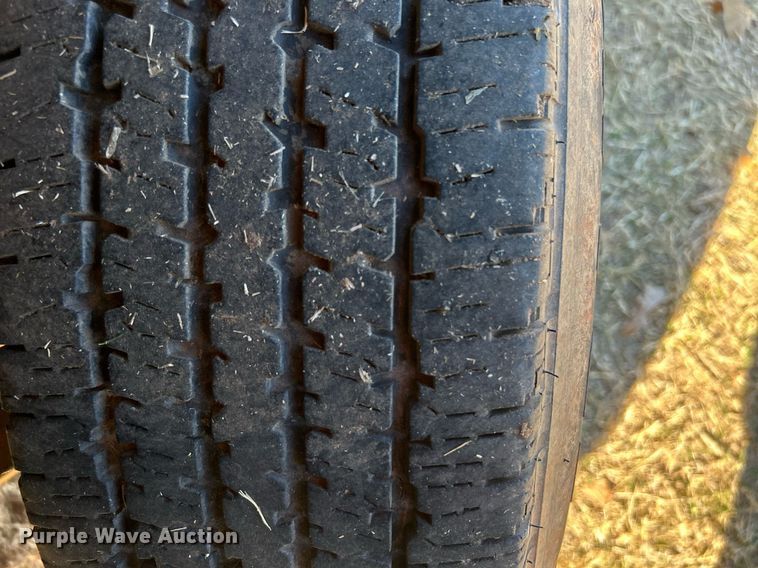 image for item DJ6490 2011 Chevrolet Silverado 2500HD  Ext. Cab utility bed pickup truck