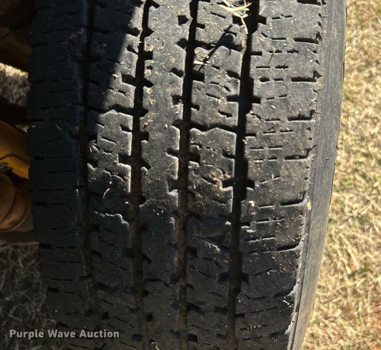 image for item DJ6490 2011 Chevrolet Silverado 2500HD  Ext. Cab utility bed pickup truck