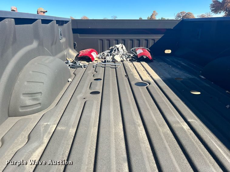image for item DJ6492 2018 Ford F350  pickup truck bed