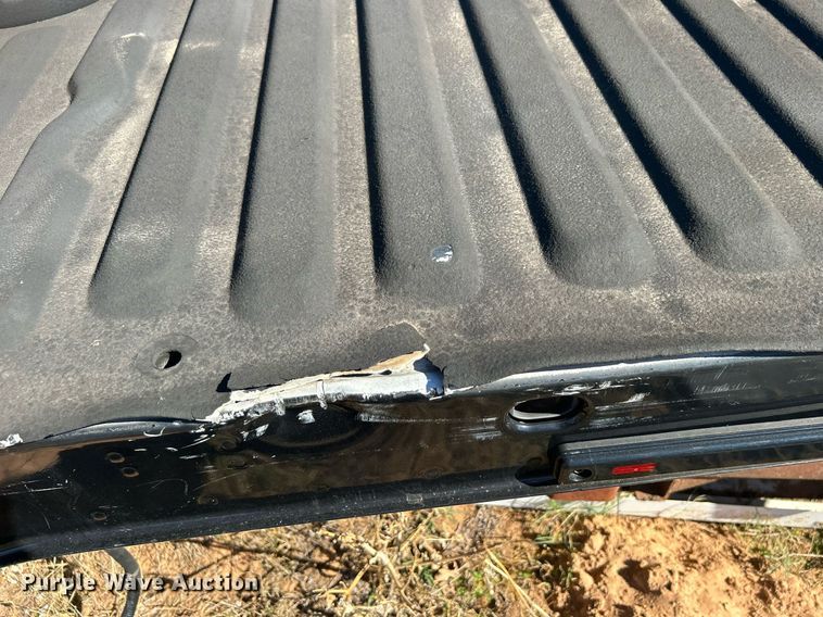 image for item DJ6492 2018 Ford F350  pickup truck bed