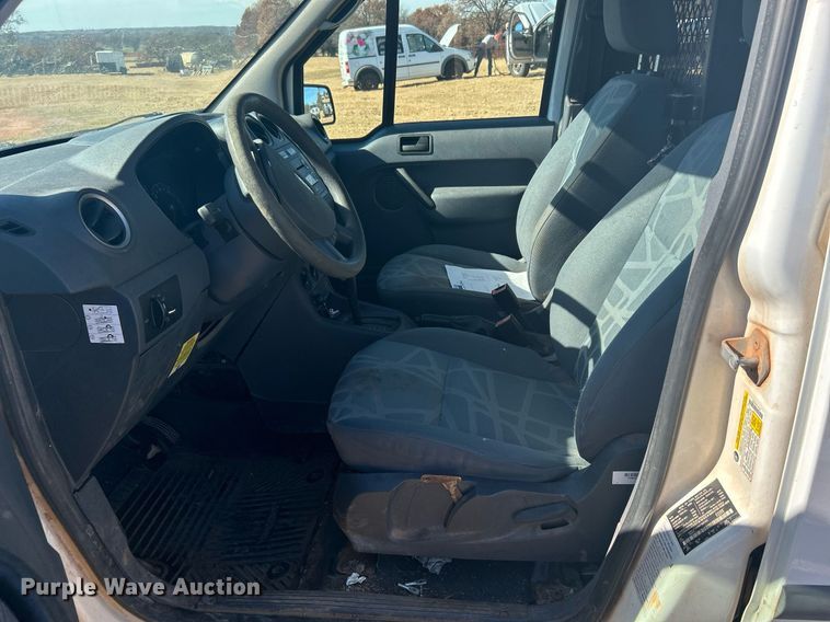 image for item DJ6493 2013 Ford Transit Connect  van