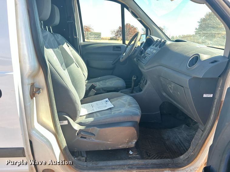 image for item DJ6493 2013 Ford Transit Connect  van