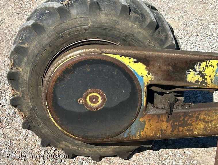 image for item DJ6494 Donkey D12-3K  forklift