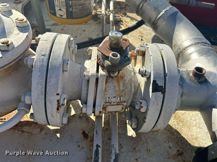 image for item DJ6498 Transfer pump